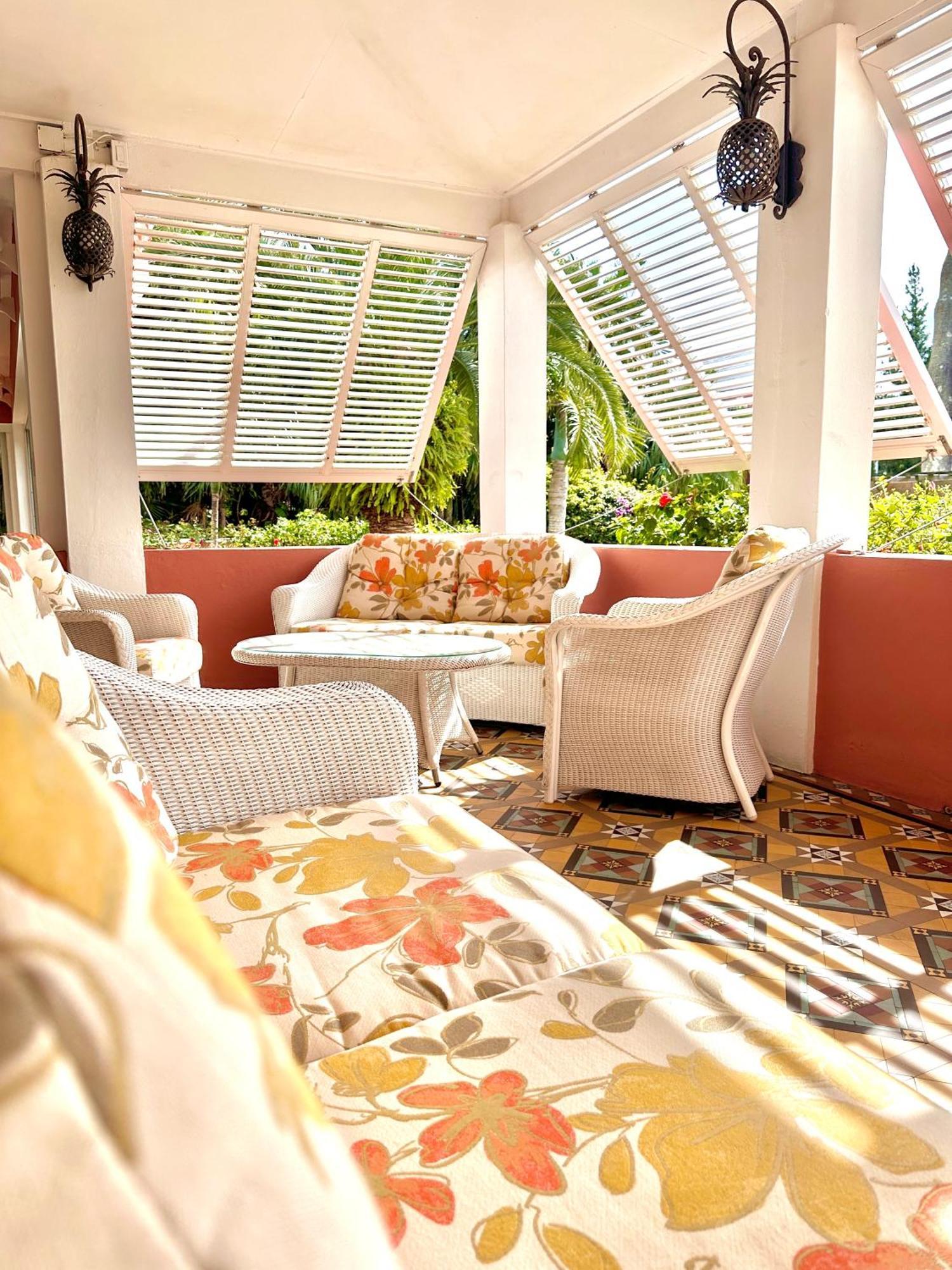 Royal Palms Hotel Гамильтон Экстерьер фото